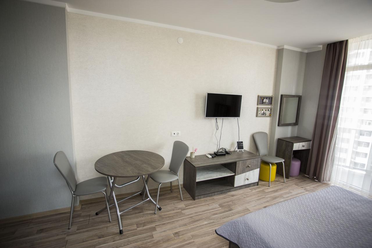 Apartment On Khimshiashvili Батумі Екстер'єр фото